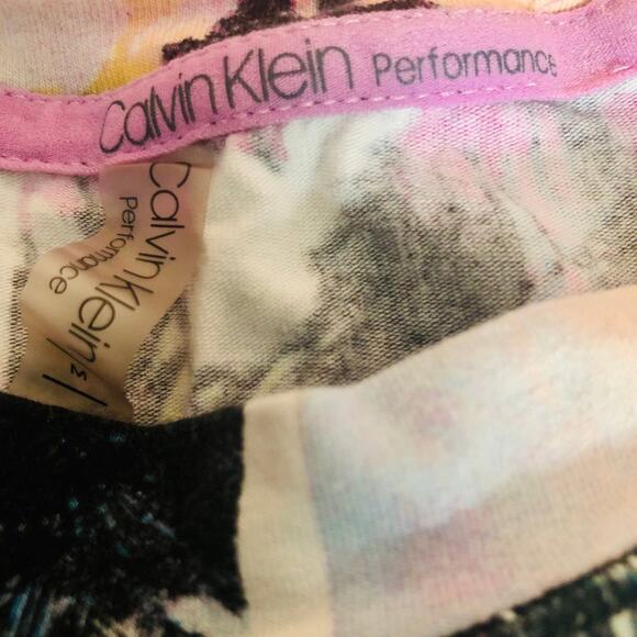 Calvin Klein Women’s Sport Tank Size Medium - Picture 3 of 3